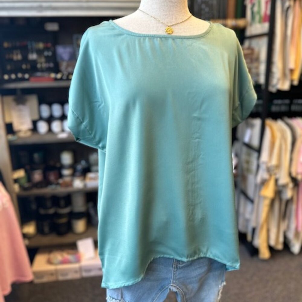 NWT Boutique Mint Short Sleeve Blouse